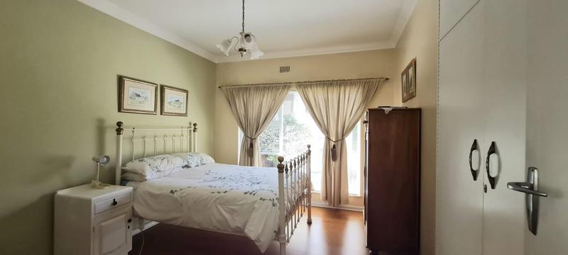 5 Bedroom Property for Sale in De La Haye Western Cape